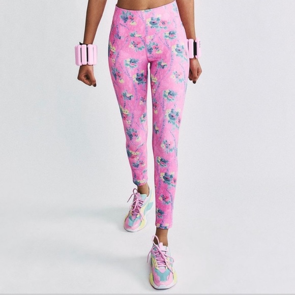 LoveShackFancy X BeachRiot Piper Legging - Picture 3 of 8